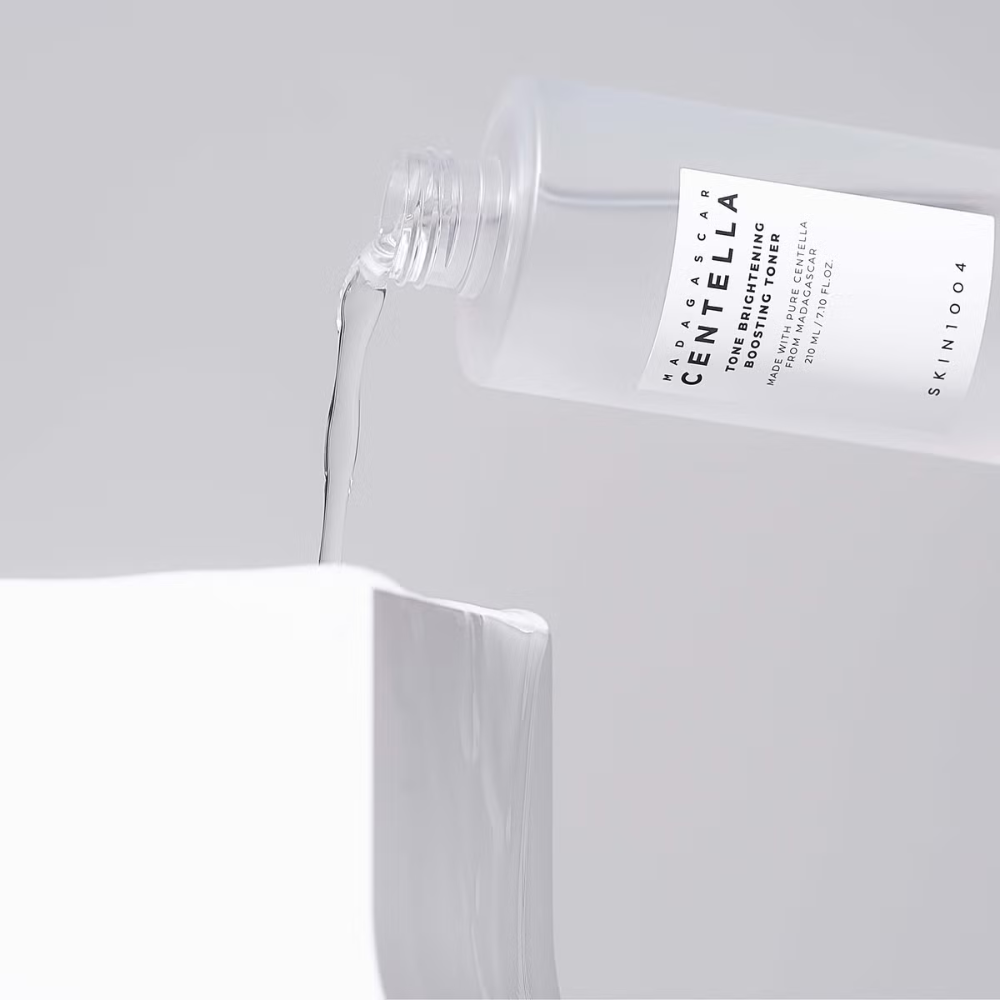 SKIN1004 - Madagascar Centella Tone Brightening Boosting Toner [210ml]